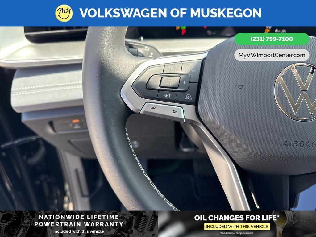 new 2025 Volkswagen Tiguan car, priced at $33,987