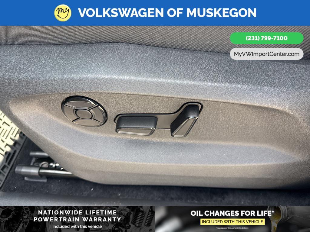 new 2025 Volkswagen Tiguan car, priced at $34,671