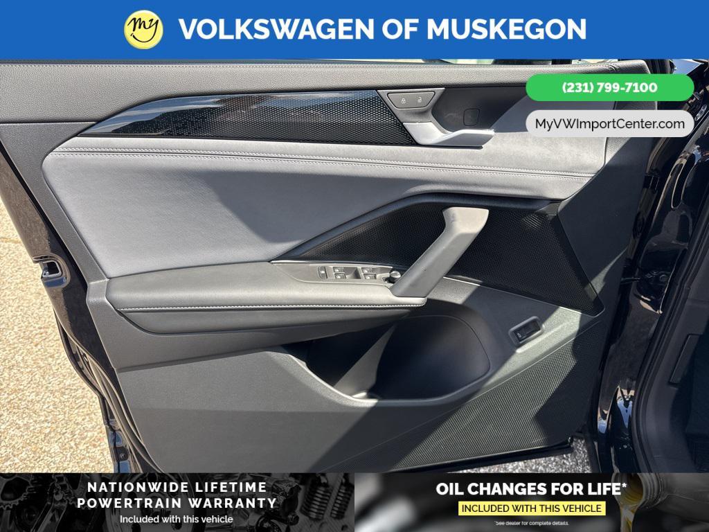 new 2025 Volkswagen Tiguan car, priced at $34,671