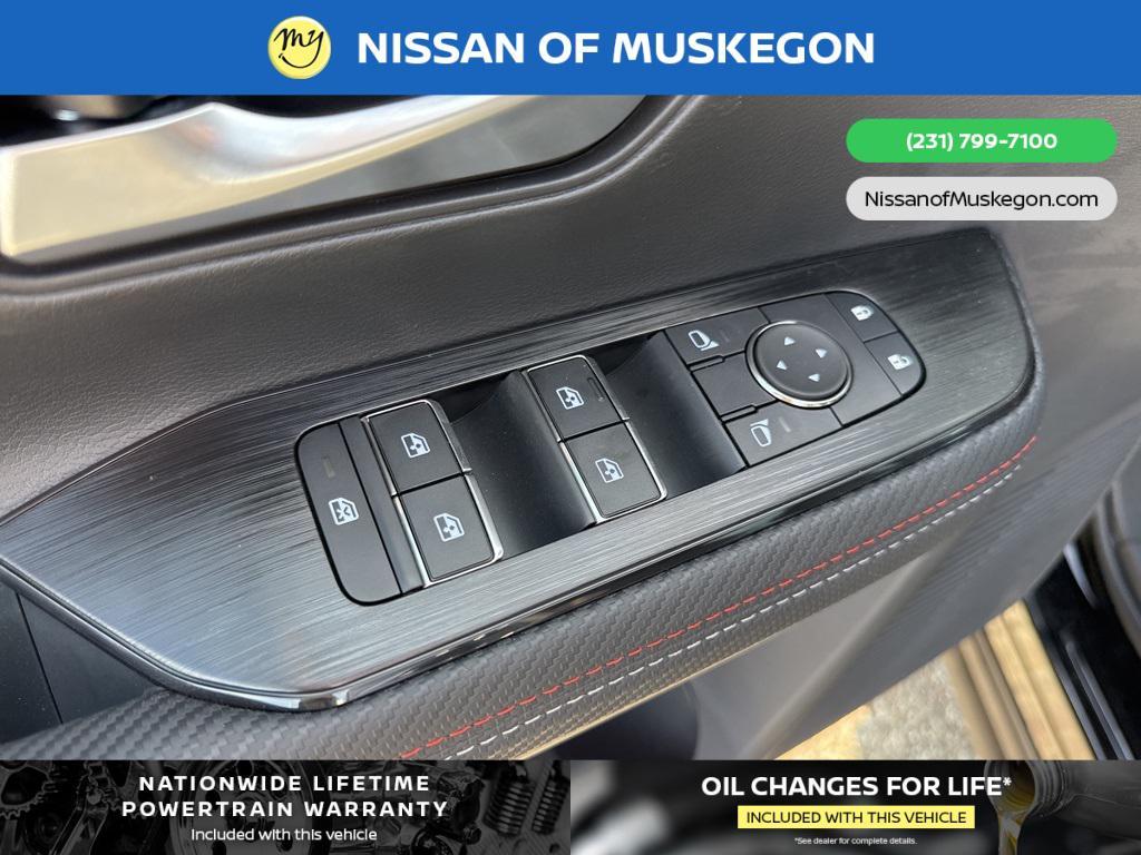 new 2025 Nissan Kicks car, priced at $29,885