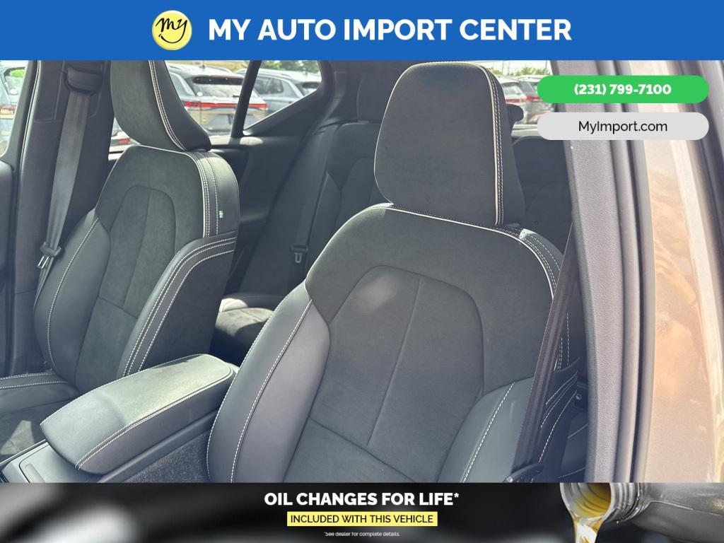 used 2022 Volvo XC40 car, priced at $33,450