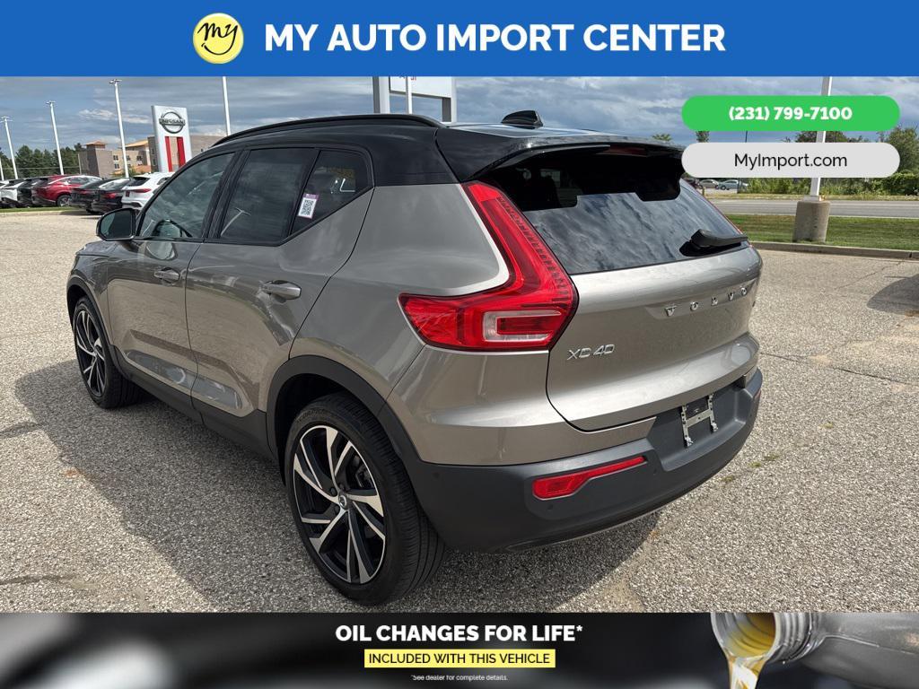 used 2022 Volvo XC40 car, priced at $33,450