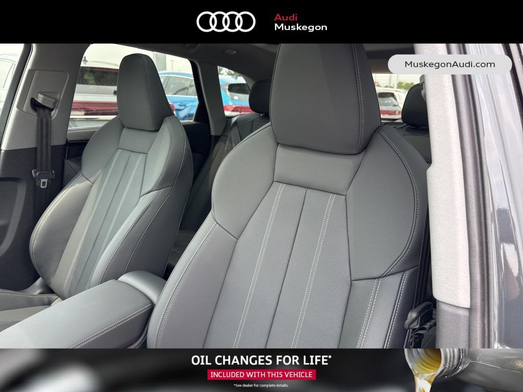 new 2025 Audi Q5 car, priced at $61,300