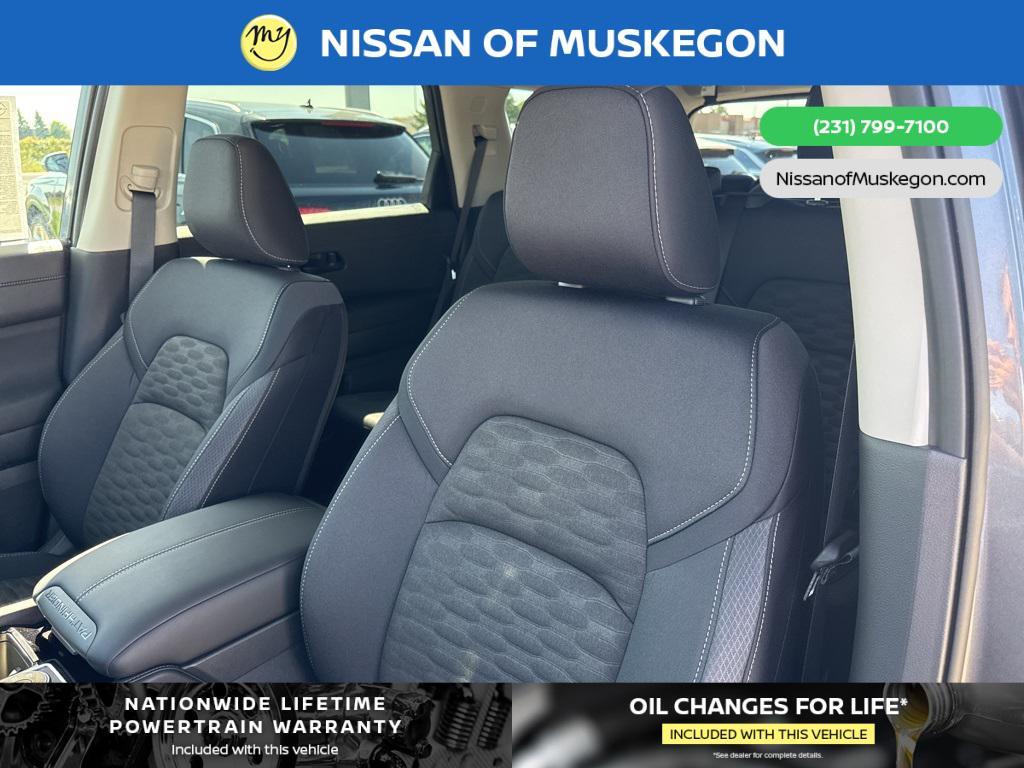 new 2025 Nissan Pathfinder car, priced at $43,880