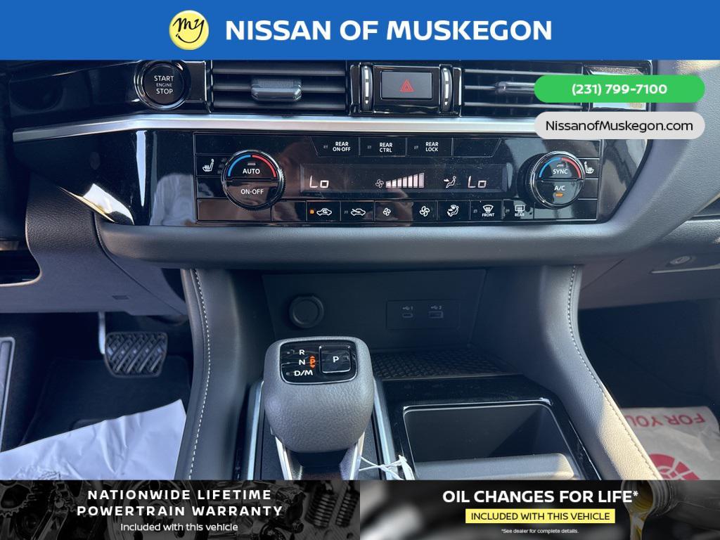 new 2025 Nissan Pathfinder car, priced at $43,880