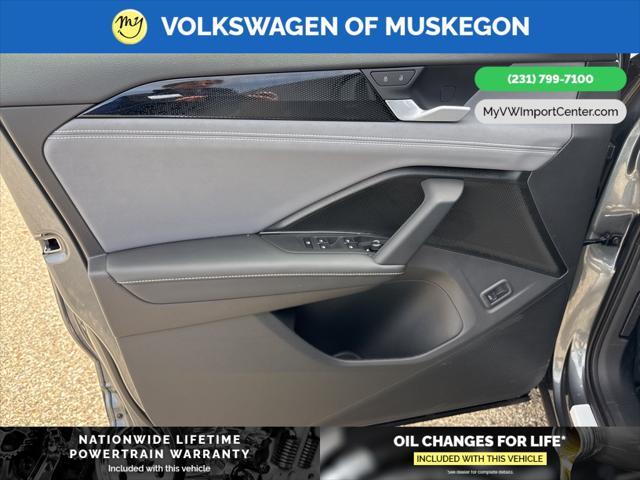 new 2025 Volkswagen Tiguan car, priced at $37,121