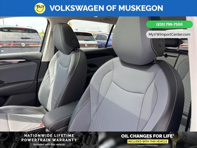new 2025 Volkswagen Tiguan car, priced at $37,121