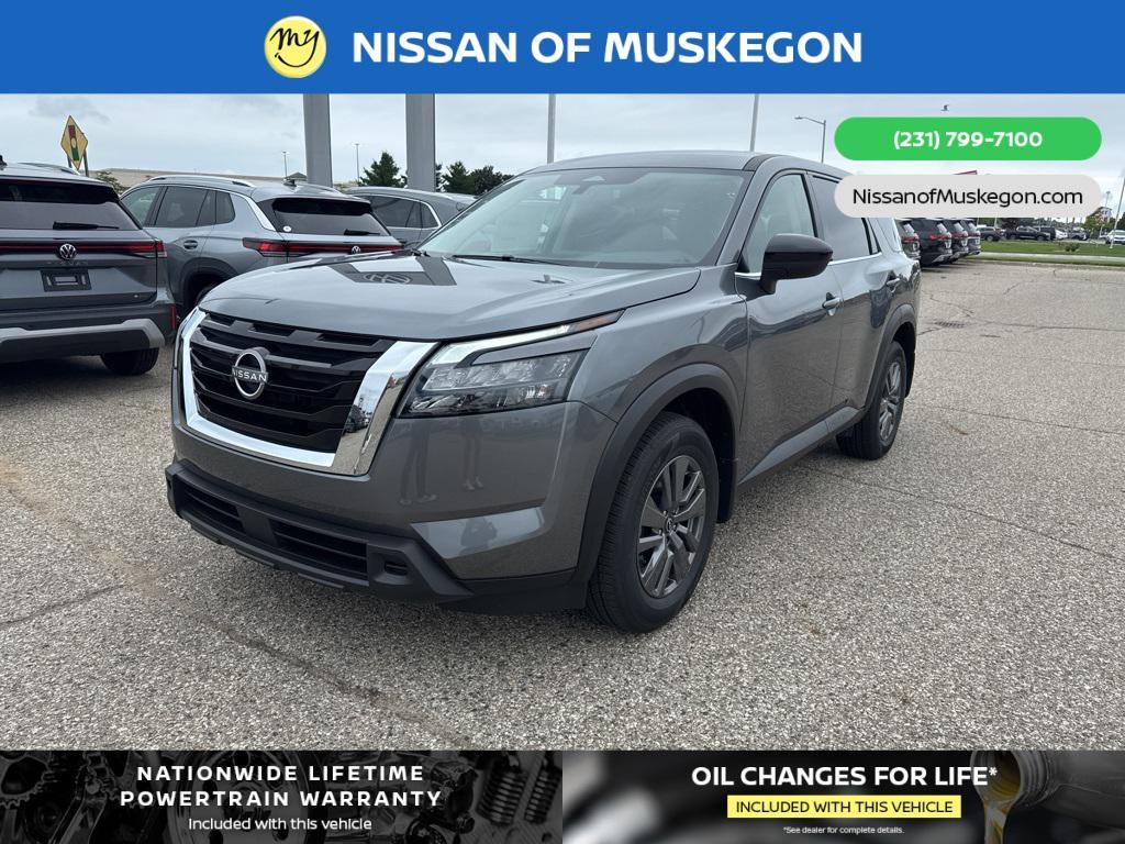 new 2025 Nissan Pathfinder car, priced at $40,450