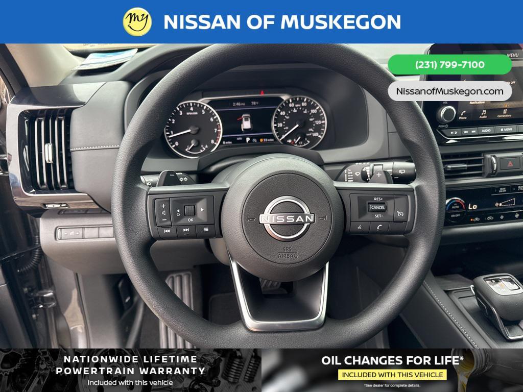 new 2025 Nissan Pathfinder car, priced at $40,450