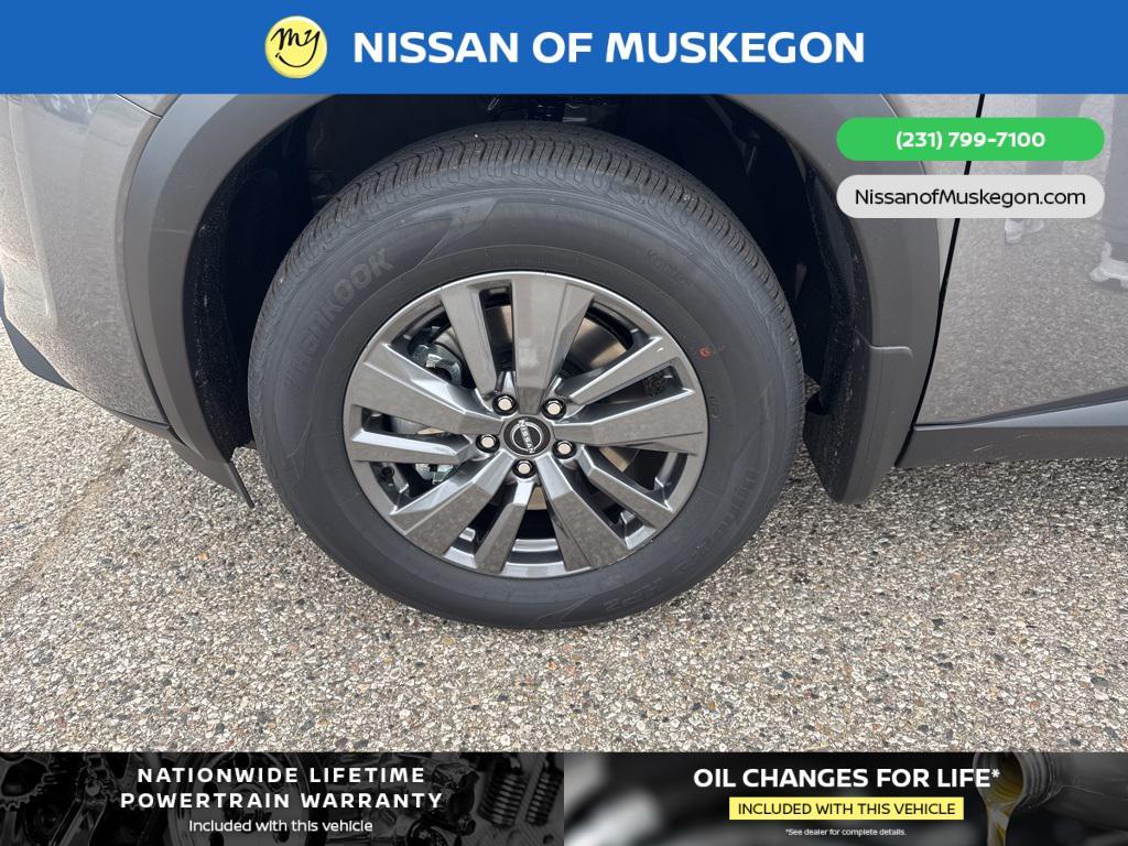 new 2025 Nissan Pathfinder car, priced at $40,450