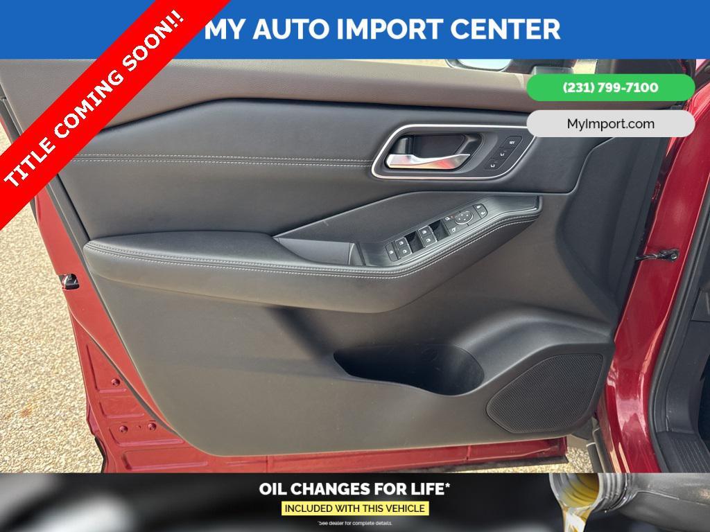 used 2021 Nissan Rogue car, priced at $26,764