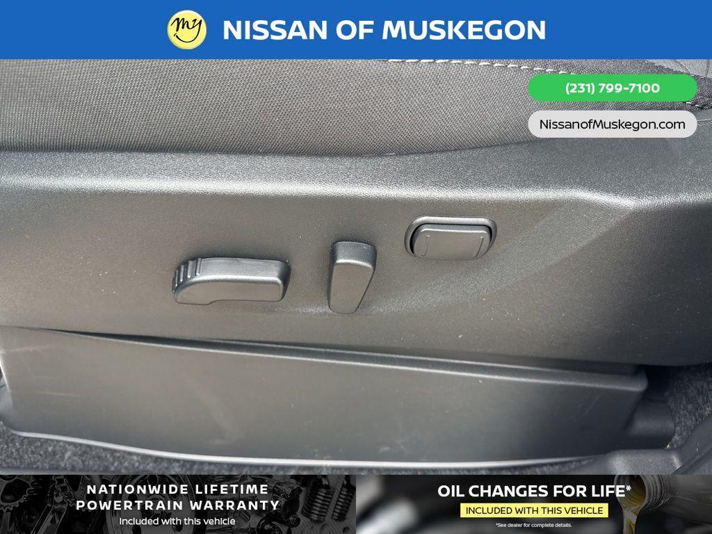 new 2026 Nissan Frontier car, priced at $39,557