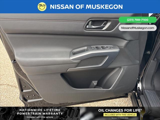 new 2025 Nissan Pathfinder car, priced at $45,675