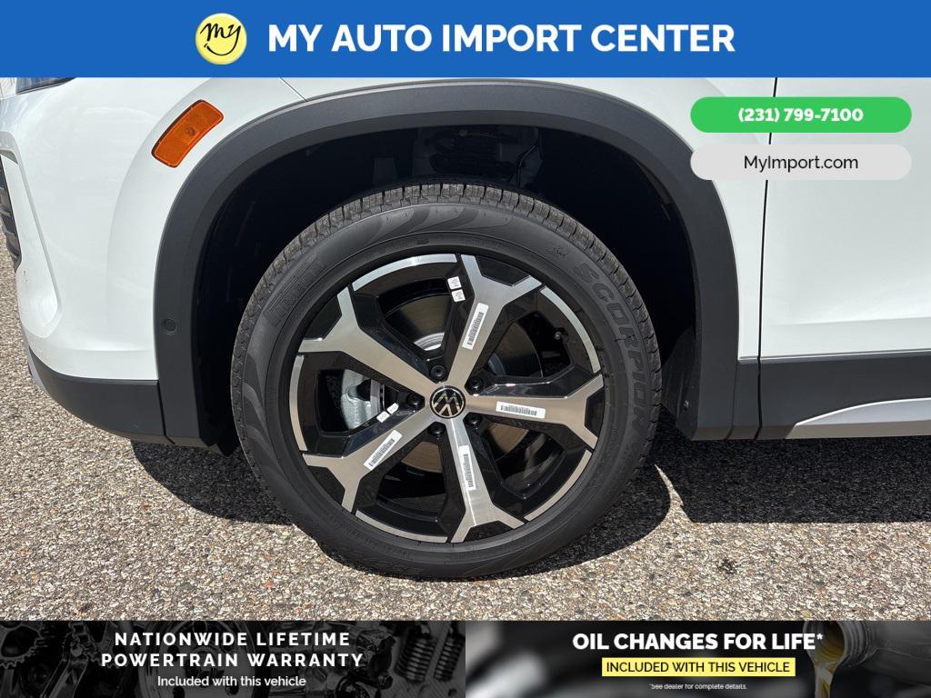 new 2025 Volkswagen Tiguan car, priced at $34,671