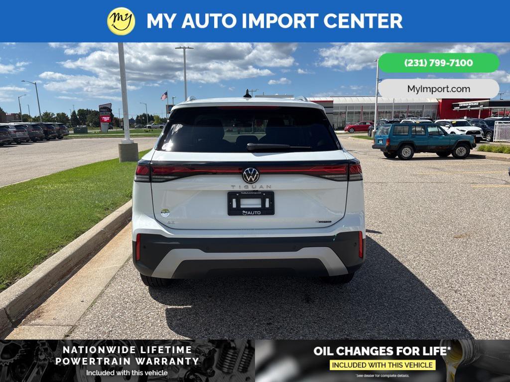 new 2025 Volkswagen Tiguan car, priced at $34,671