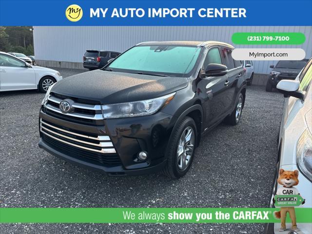 used 2017 Toyota Highlander Hybrid car, priced at $17,481
