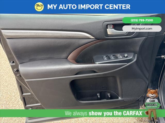 used 2017 Toyota Highlander Hybrid car, priced at $17,281