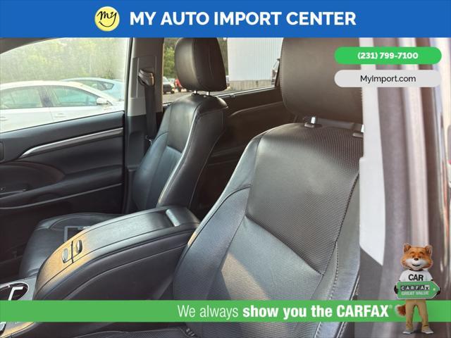 used 2017 Toyota Highlander Hybrid car, priced at $17,481