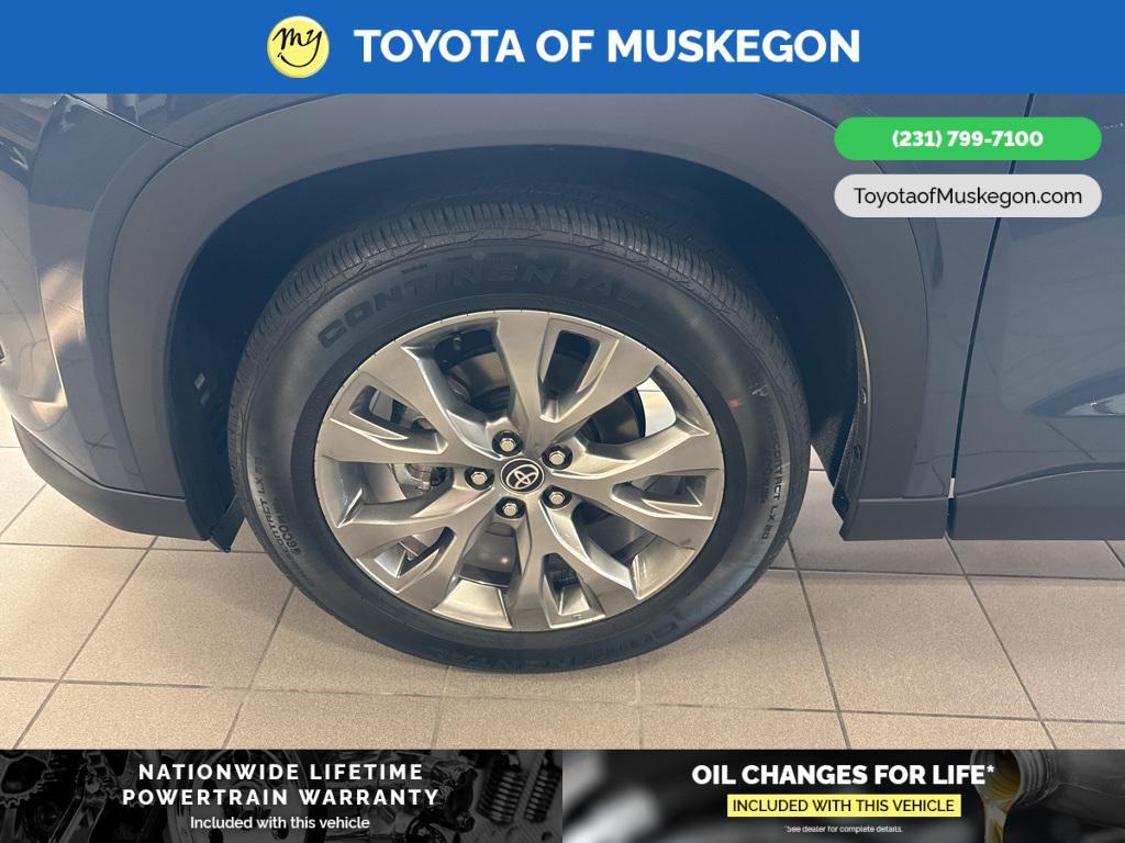 new 2025 Toyota Grand Highlander Hybrid car, priced at $56,882