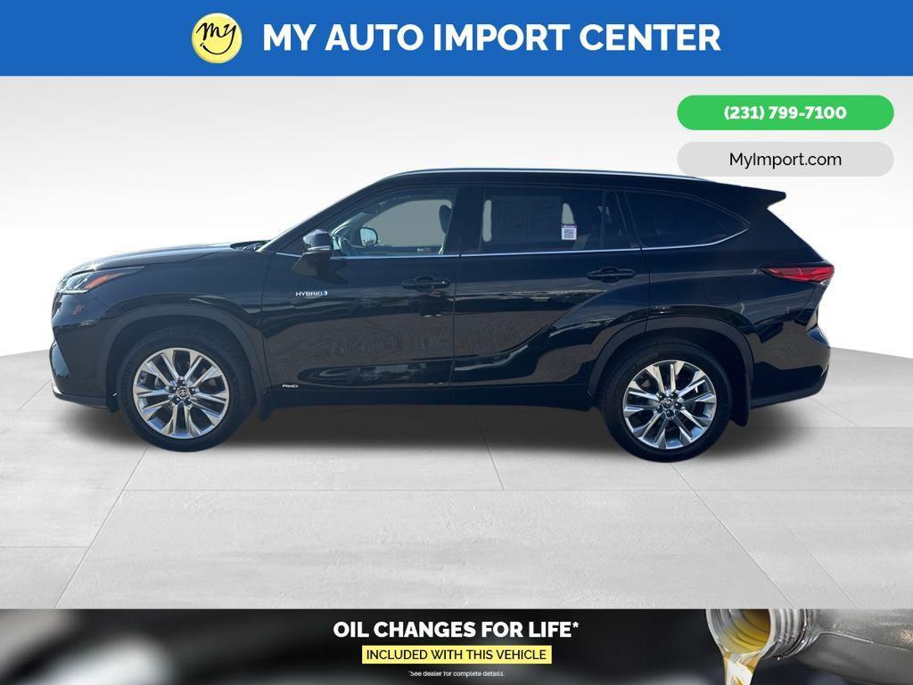 used 2020 Toyota Highlander Hybrid car, priced at $35,185