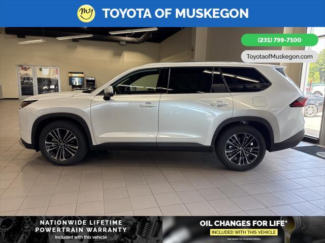 new 2025 Toyota Grand Highlander Hybrid car, priced at $61,443