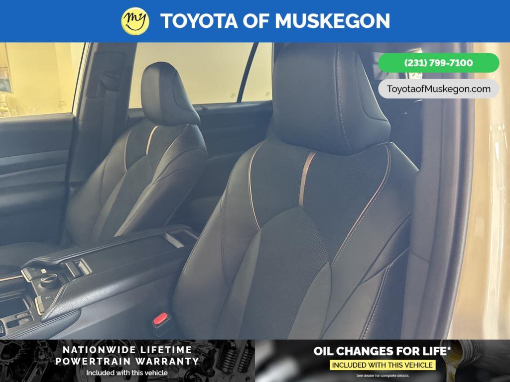 new 2025 Toyota Grand Highlander Hybrid car, priced at $61,443