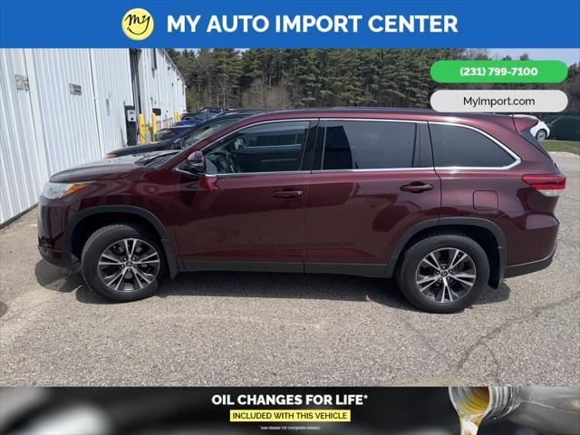 used 2019 Toyota Highlander car, priced at $29,981