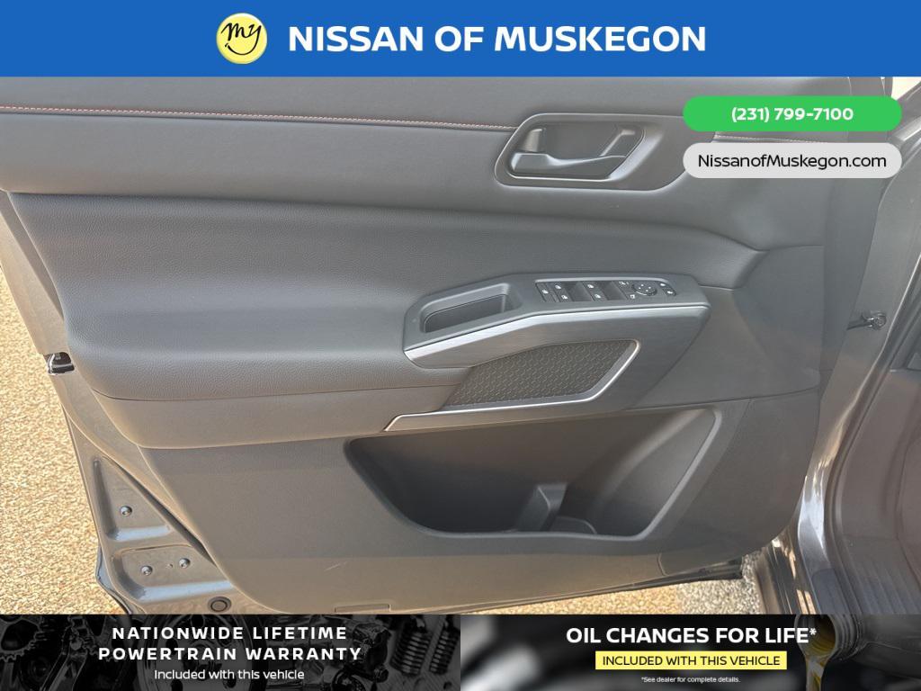 new 2025 Nissan Pathfinder car, priced at $46,595
