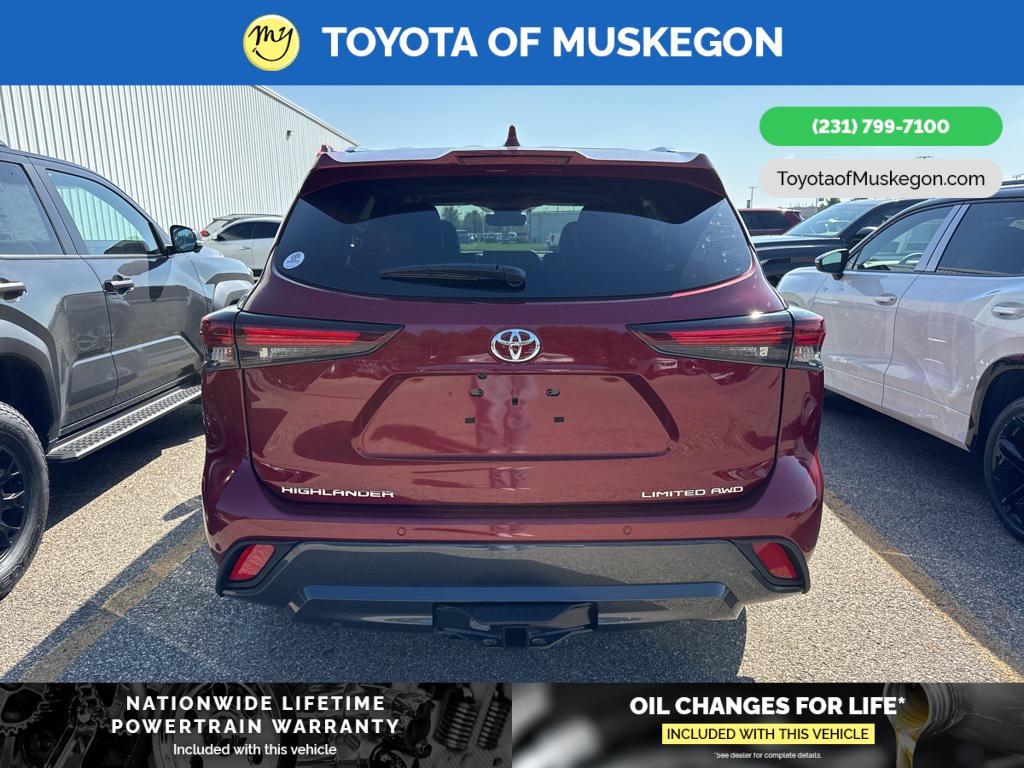 new 2025 Toyota Highlander car, priced at $53,587
