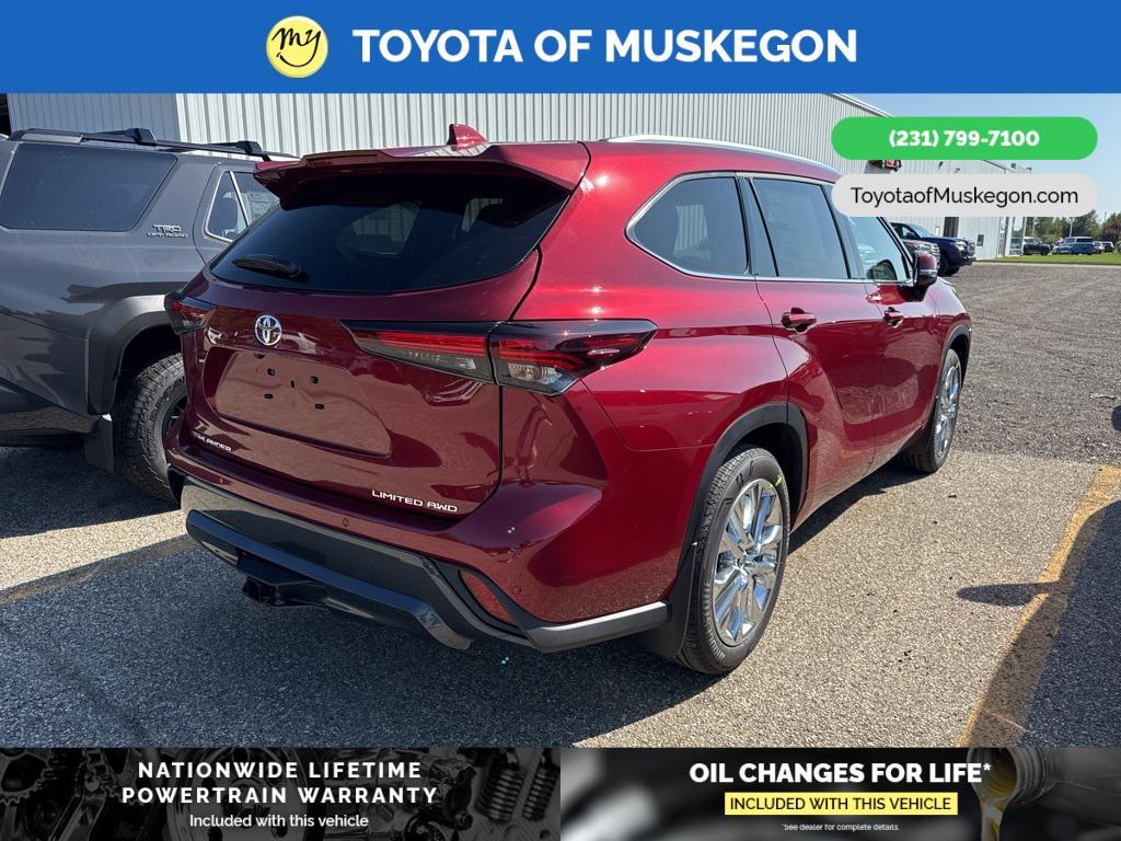 new 2025 Toyota Highlander car, priced at $53,587