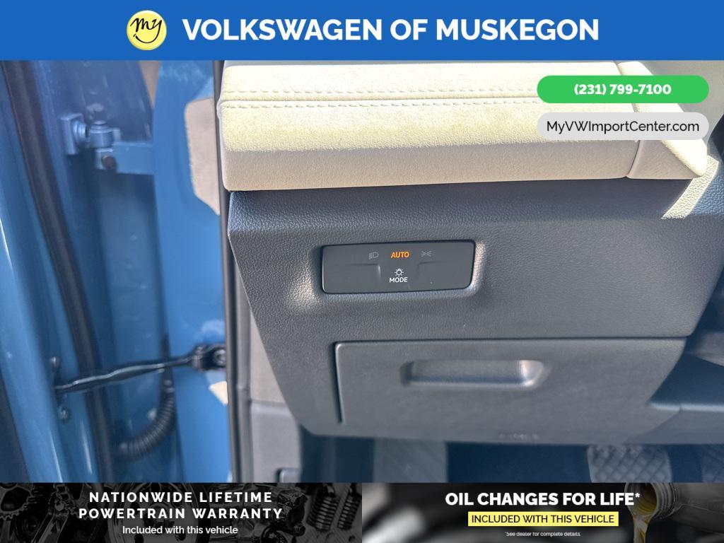 new 2025 Volkswagen Tiguan car, priced at $37,749