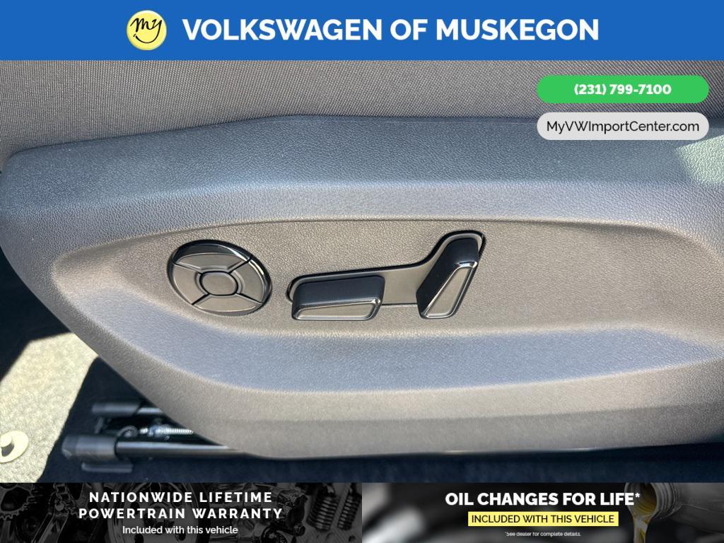 new 2025 Volkswagen Tiguan car, priced at $37,749