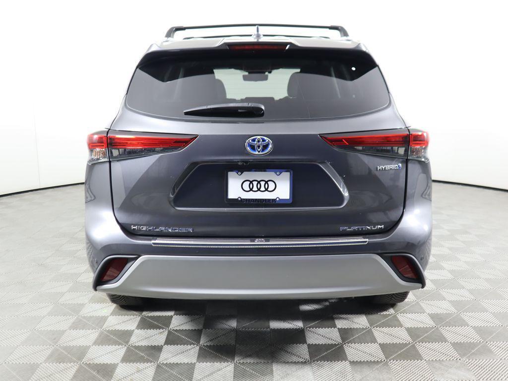 used 2021 Toyota Highlander Hybrid car, priced at $37,992