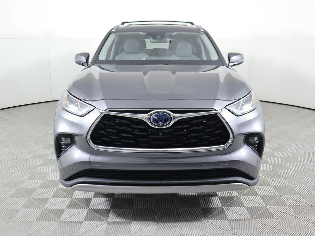 used 2021 Toyota Highlander Hybrid car, priced at $37,992