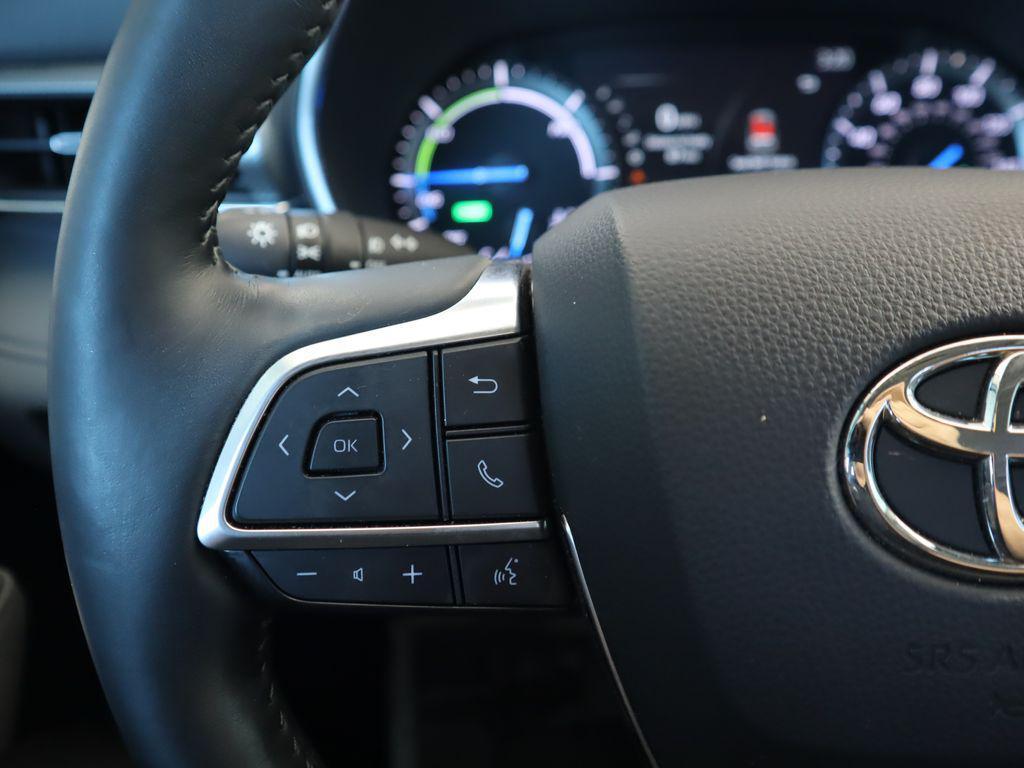 used 2021 Toyota Highlander Hybrid car, priced at $37,992