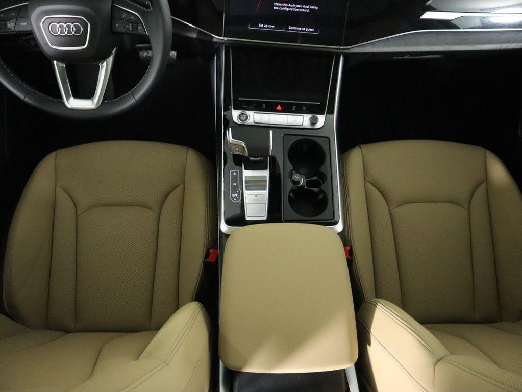 new 2025 Audi Q7 car, priced at $77,360