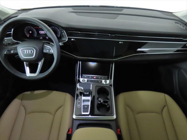 new 2025 Audi Q7 car, priced at $77,460