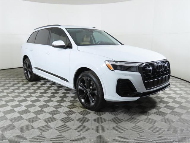 new 2025 Audi Q7 car, priced at $77,460