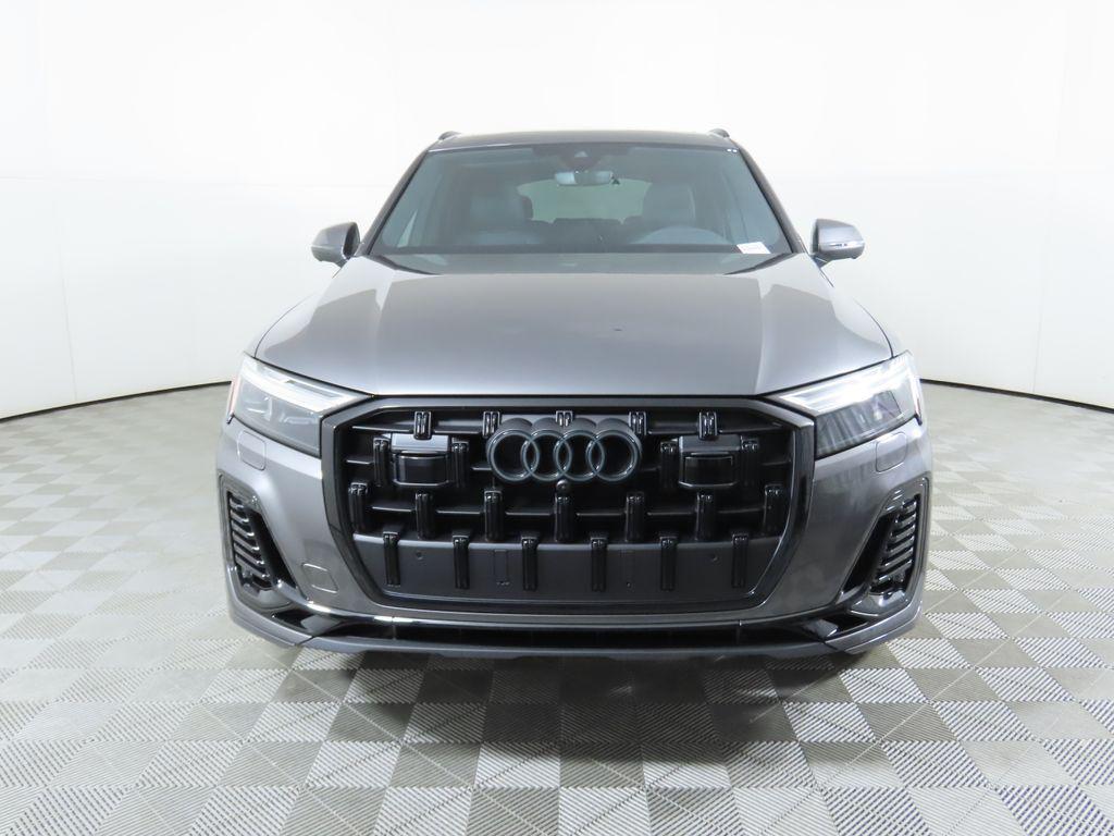 used 2025 Audi Q7 car, priced at $77,070