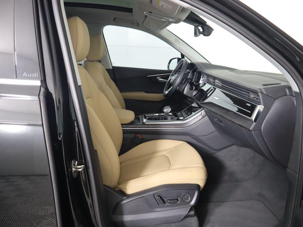 used 2025 Audi Q7 car, priced at $53,994