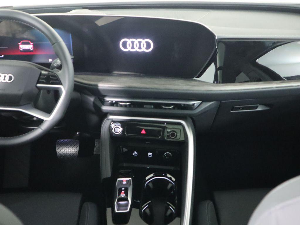 new 2025 Audi Q5 car, priced at $61,150