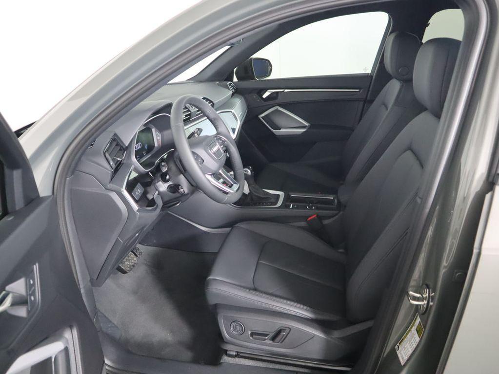 new 2025 Audi Q3 car, priced at $43,925