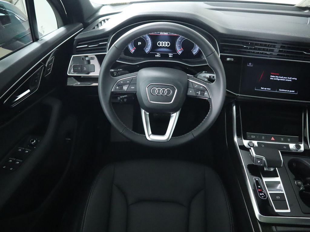 used 2025 Audi Q7 car, priced at $49,992