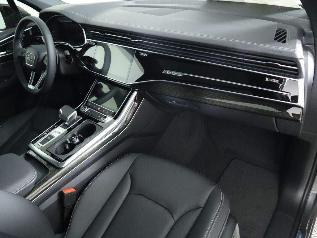 used 2025 Audi Q7 car, priced at $49,992