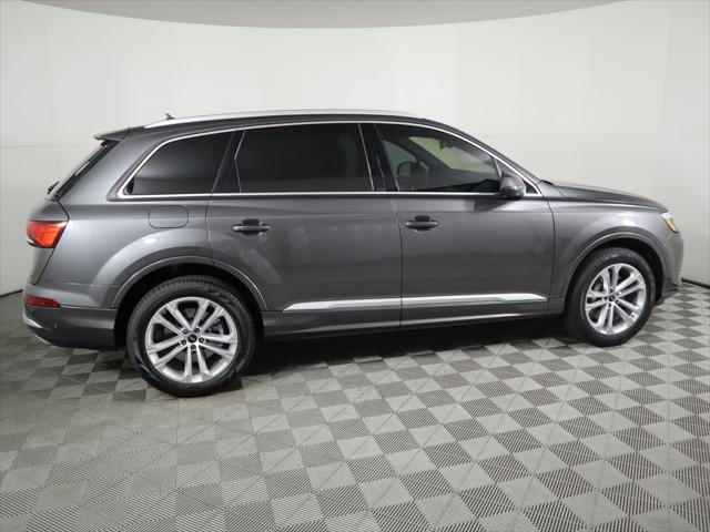 used 2025 Audi Q7 car, priced at $65,270