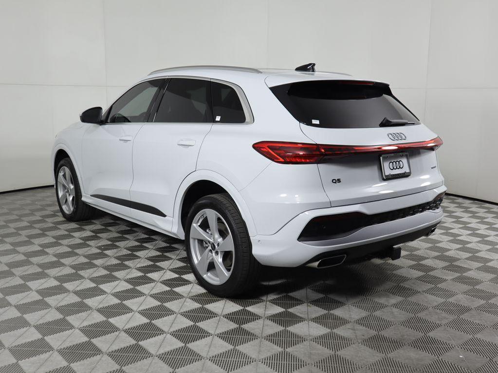 new 2025 Audi Q5 car, priced at $61,890