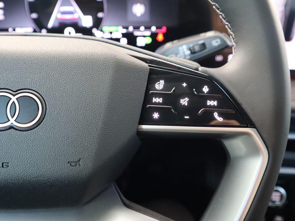 new 2025 Audi Q5 car, priced at $61,890