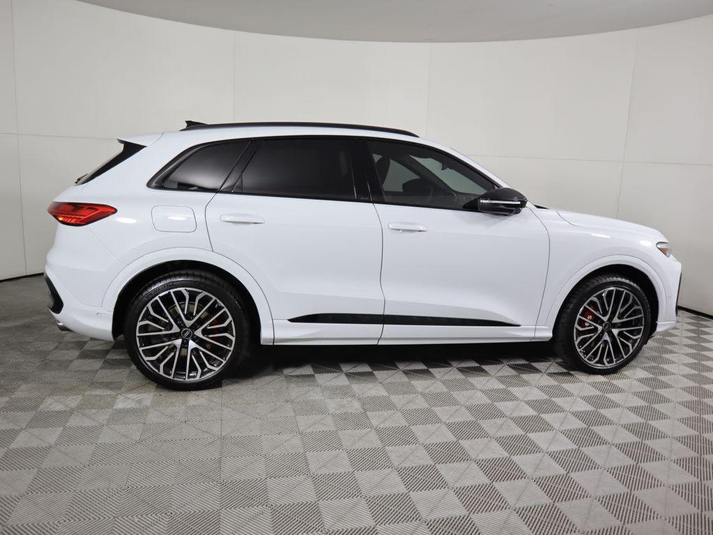 new 2025 Audi SQ5 car, priced at $74,740