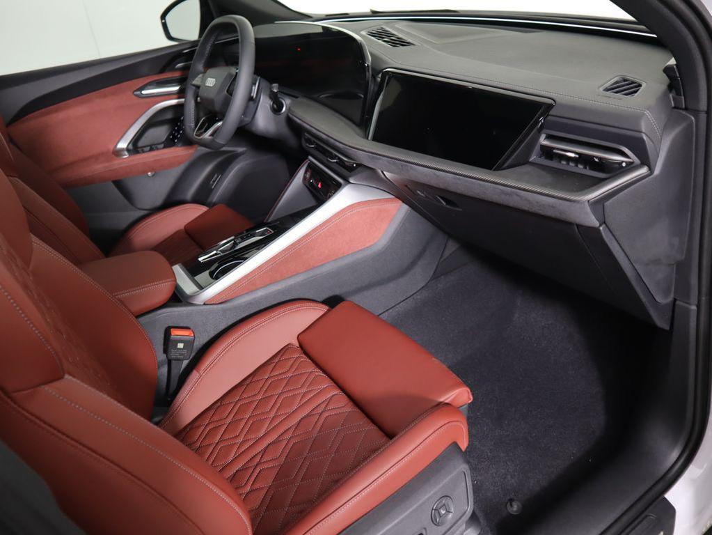 new 2025 Audi SQ5 car, priced at $74,740