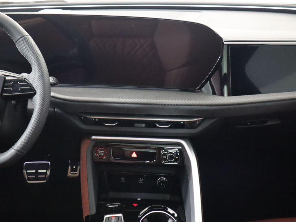 new 2025 Audi SQ5 car, priced at $74,740